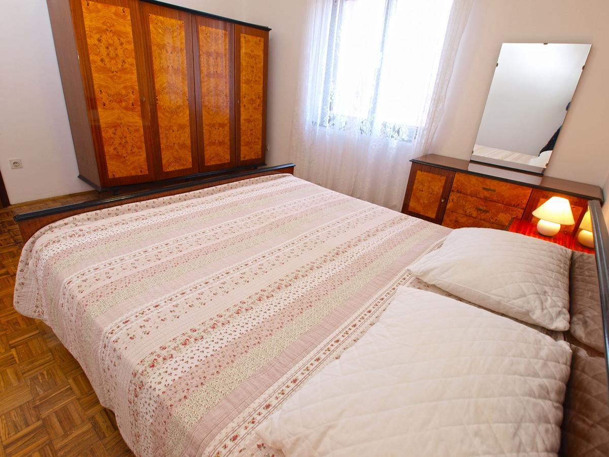 Apartments Ivan 1031 Fazana Bagian luar foto